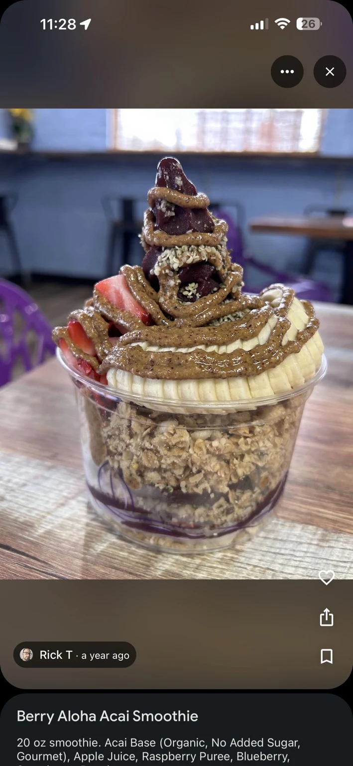 Açaí bowl, photographed by Rick T.