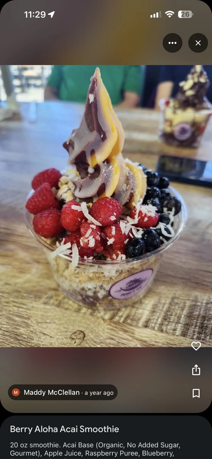 Açaí bowl photographed by Maddy M.