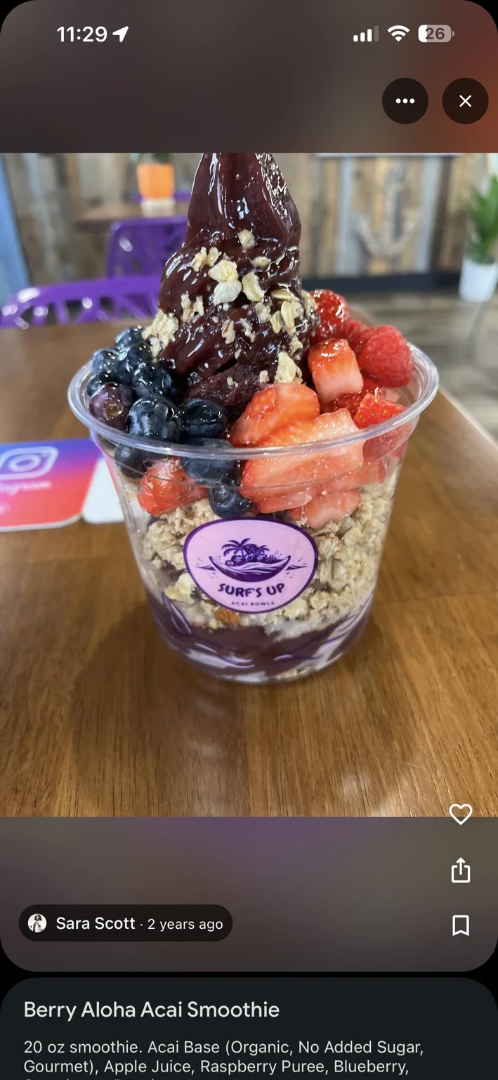 Açaí bowl photographed by Sara S.